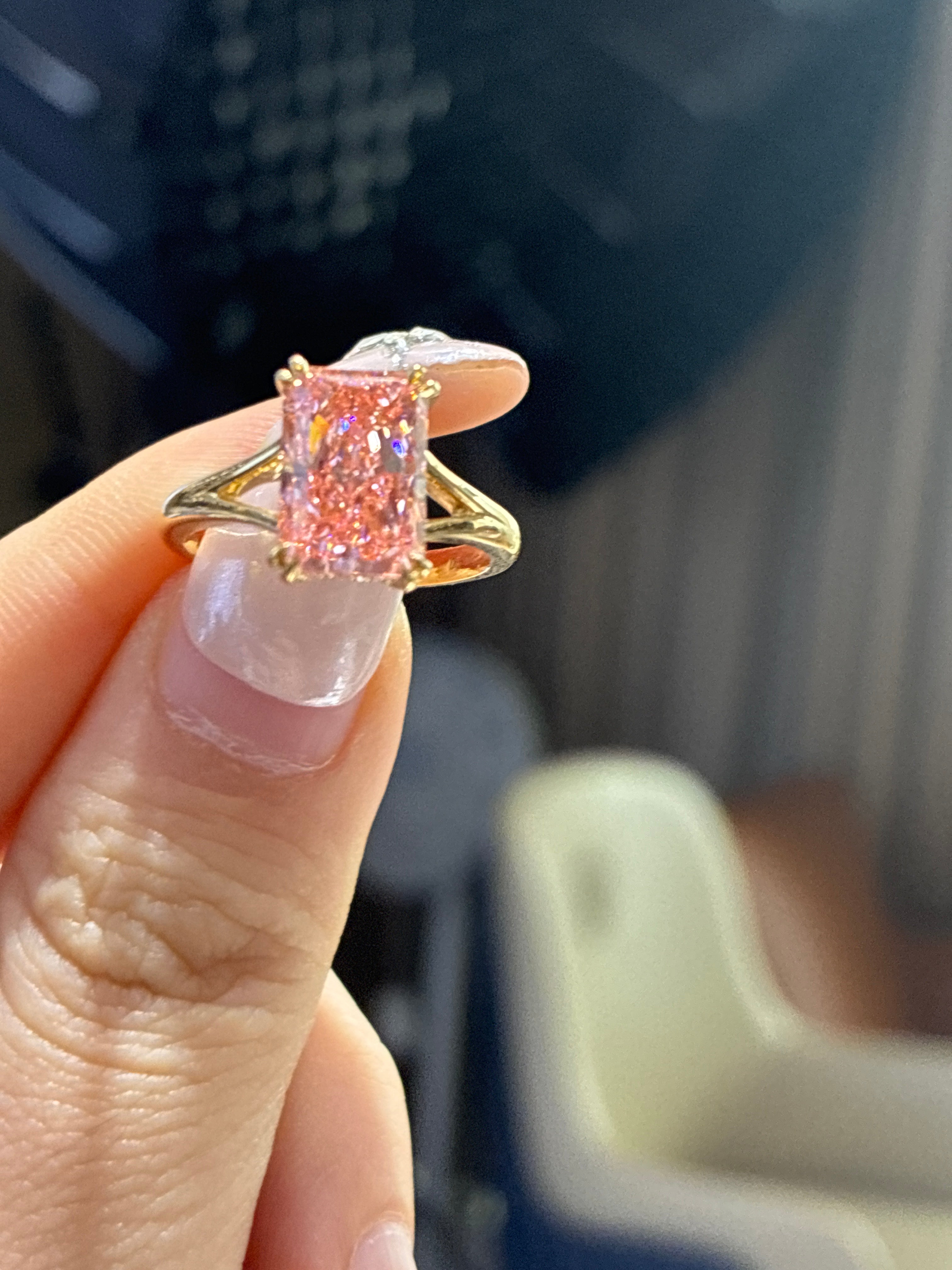 For Wister 18k gold fancy pink vs1 radiant cut ring total 3.111 carat