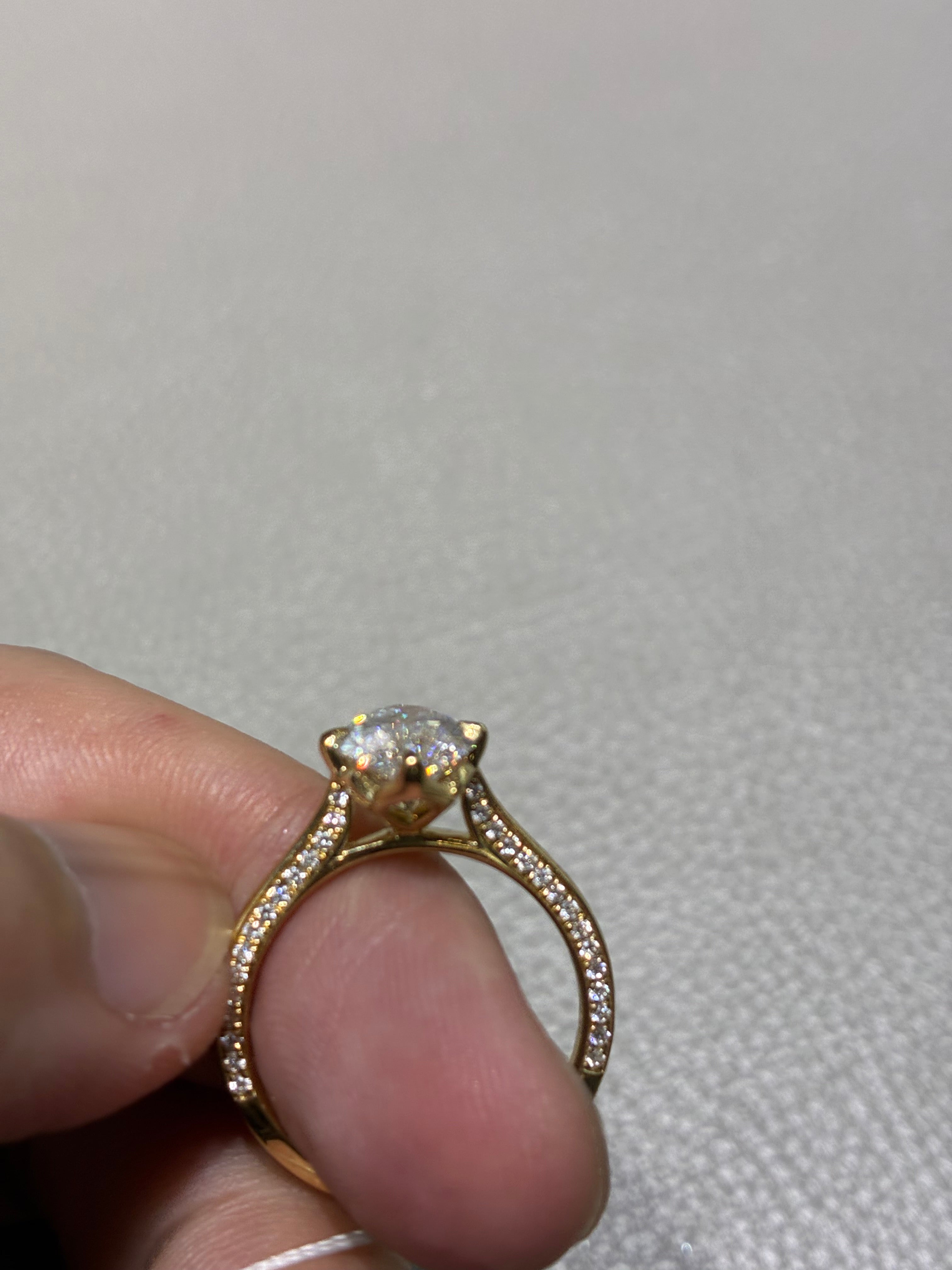 Gio for pay (18k gold 2.6 carat Marquis hidden halo diamond ring D/vvs2) Customization 6 claws