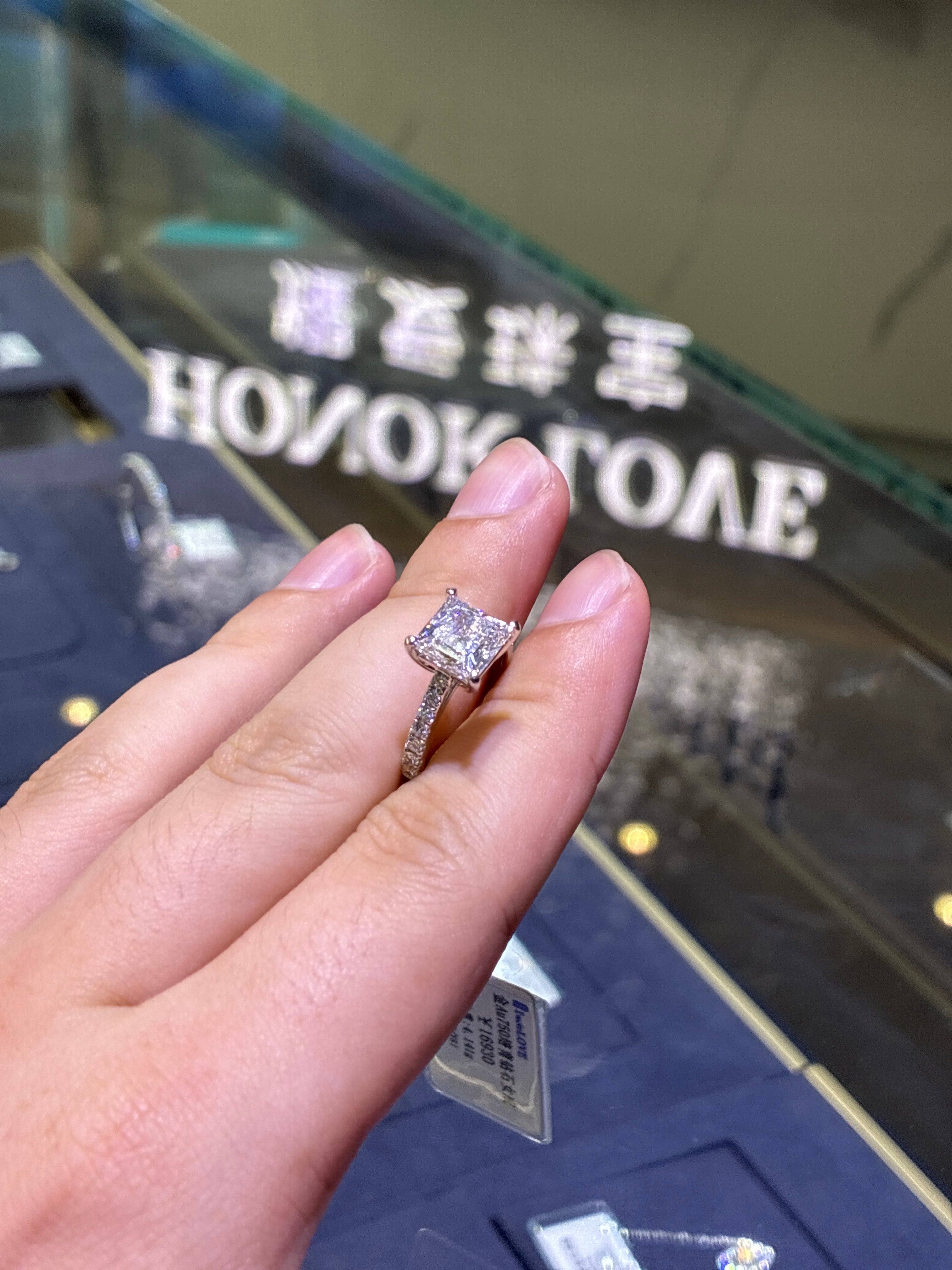 For Rivercat 18k white gold main stone princess cut 3.15ct E/VS1 side stone 0.336ct
