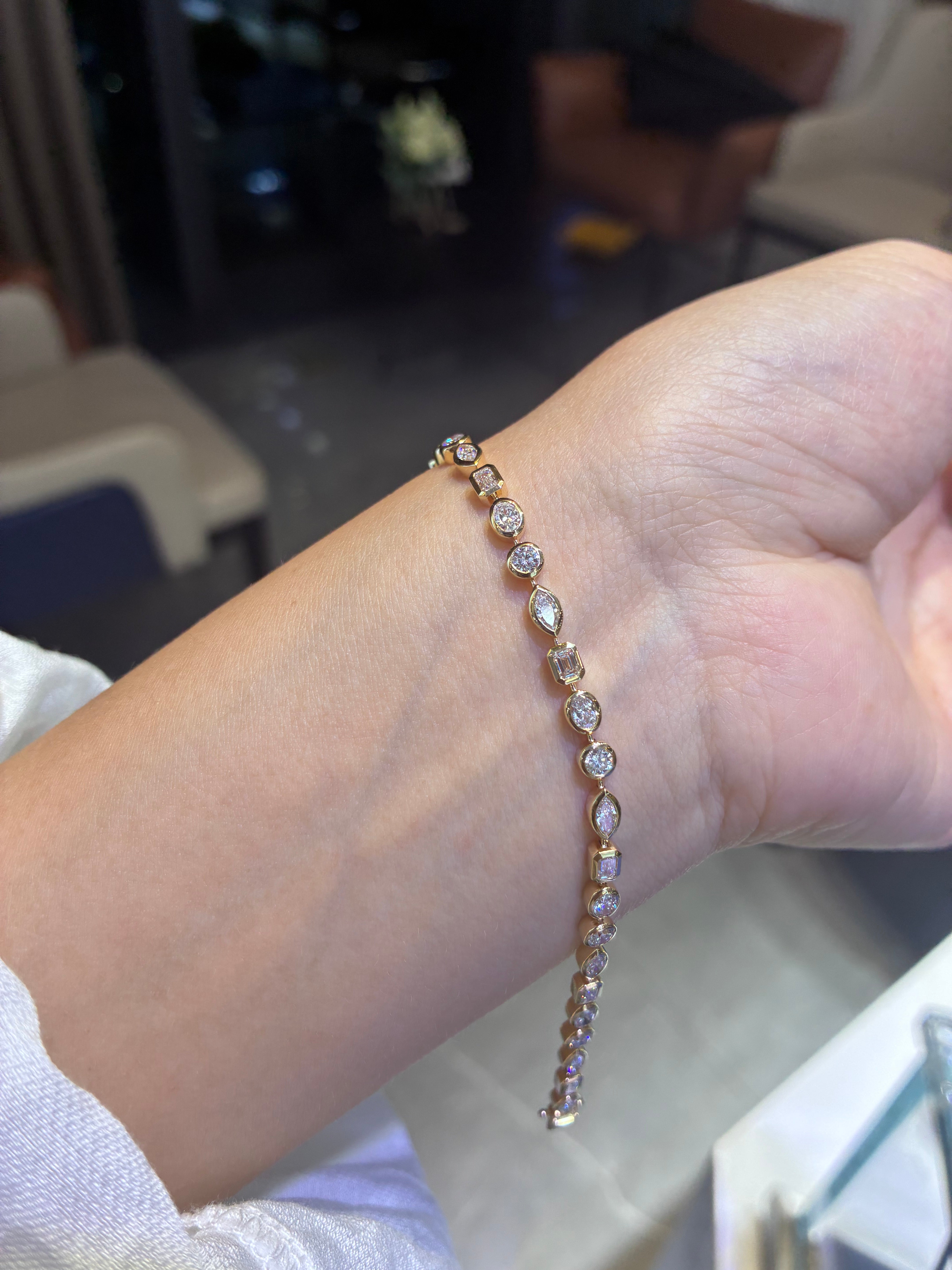 For Mr.Ernie, Multiple Shape Bezel Tennis Bracelet, 2.9ct in 14K yellow gold, 16.5cm*1 piece