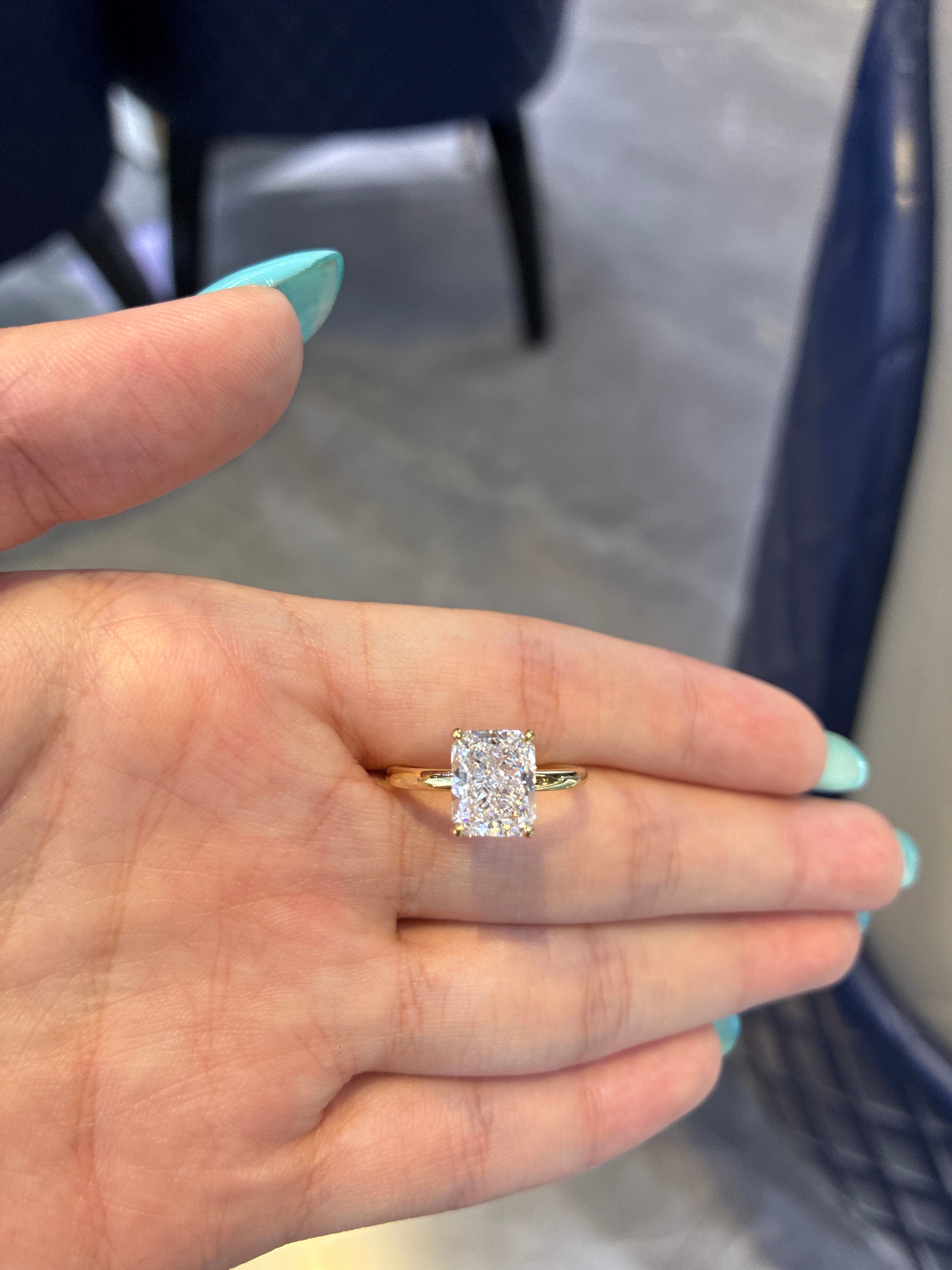For Sue Jone 2.5 carat Radiant cut E VVS2 with 0.151ct hidden halo(Custom)