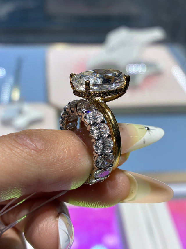 10ct oval with eternity band set