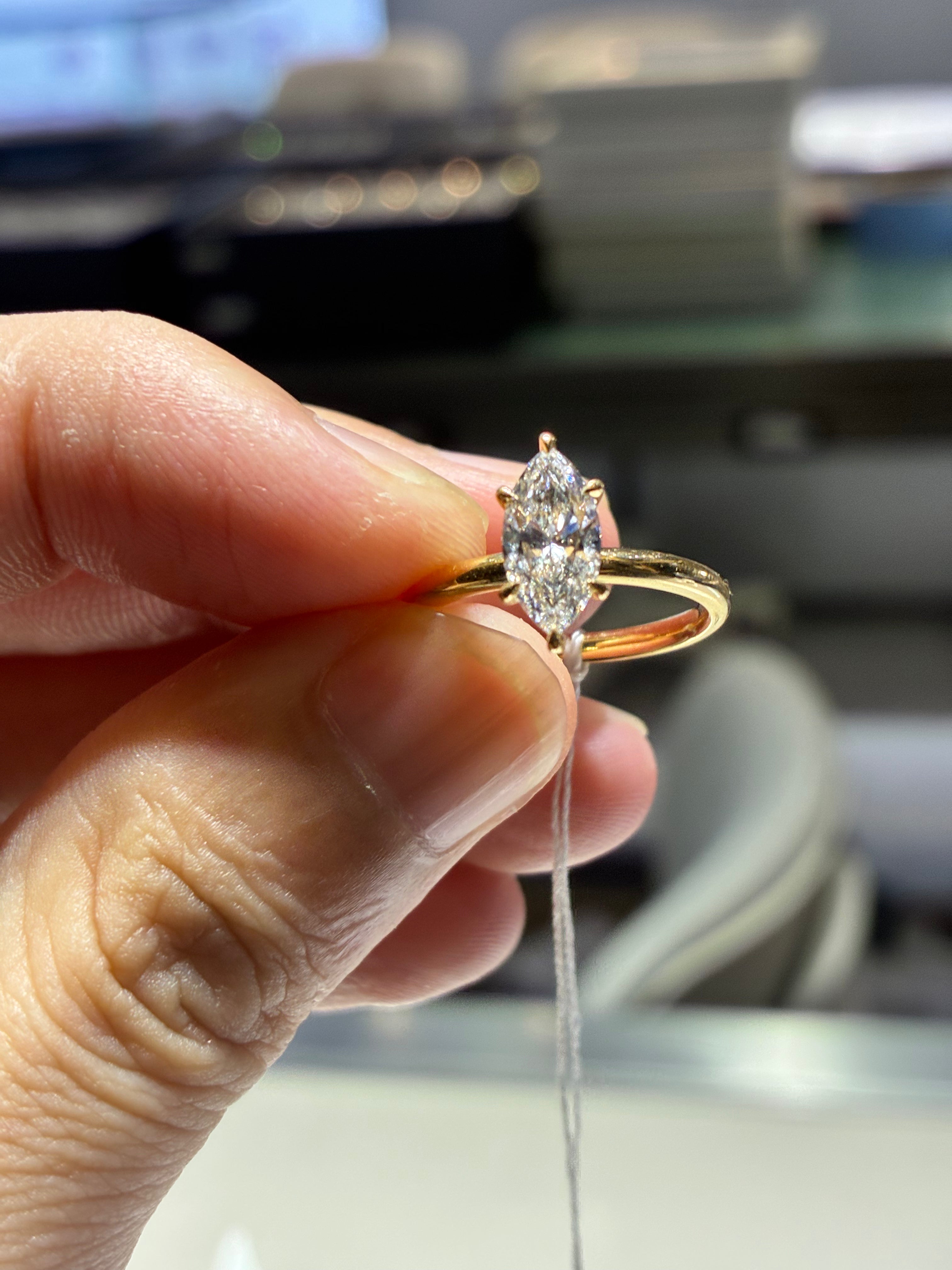 for susie (18k yellow gold 1ct marquis ring