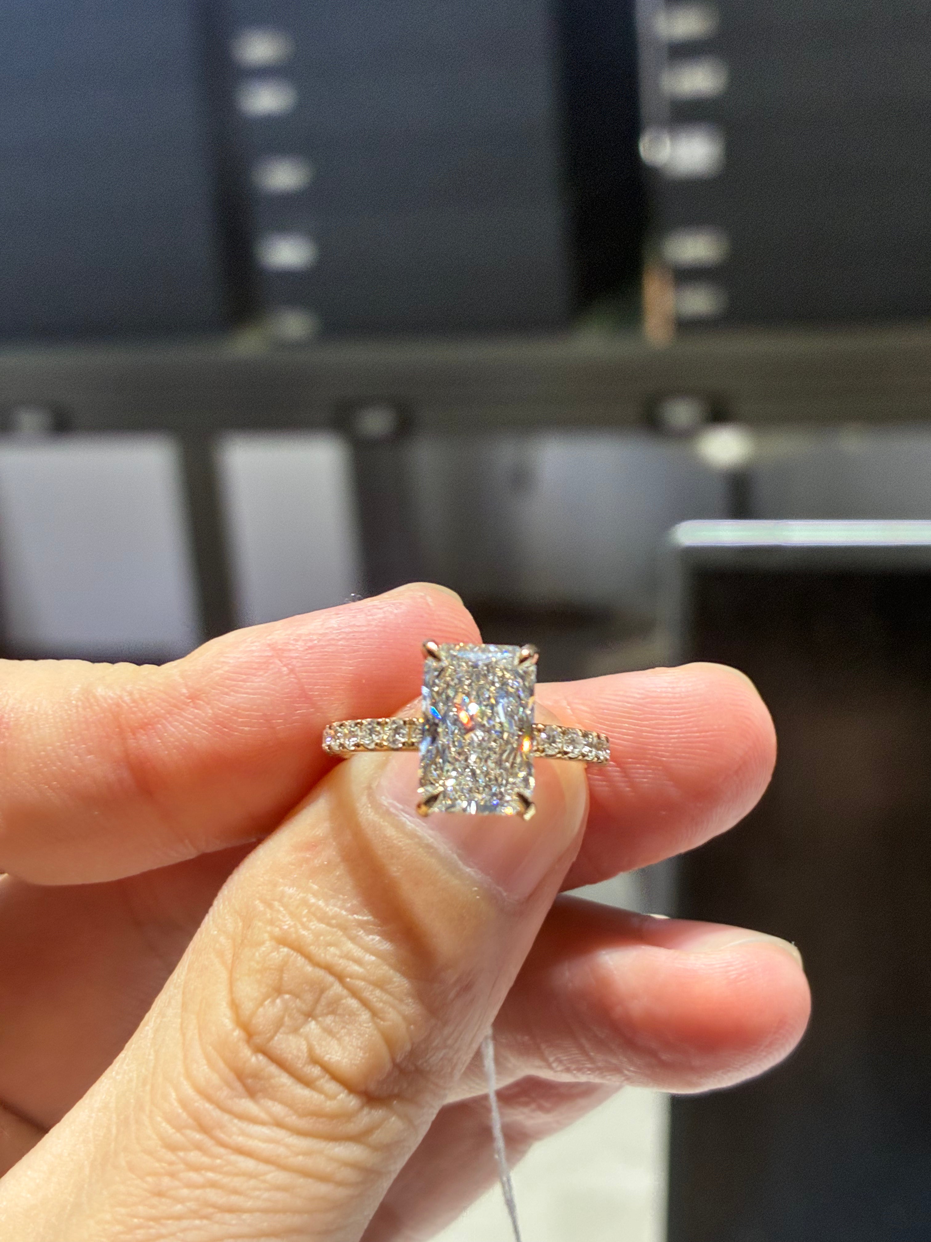for Becky Potts (14k yellow gold 3.07ct radion E/vs1 ring )