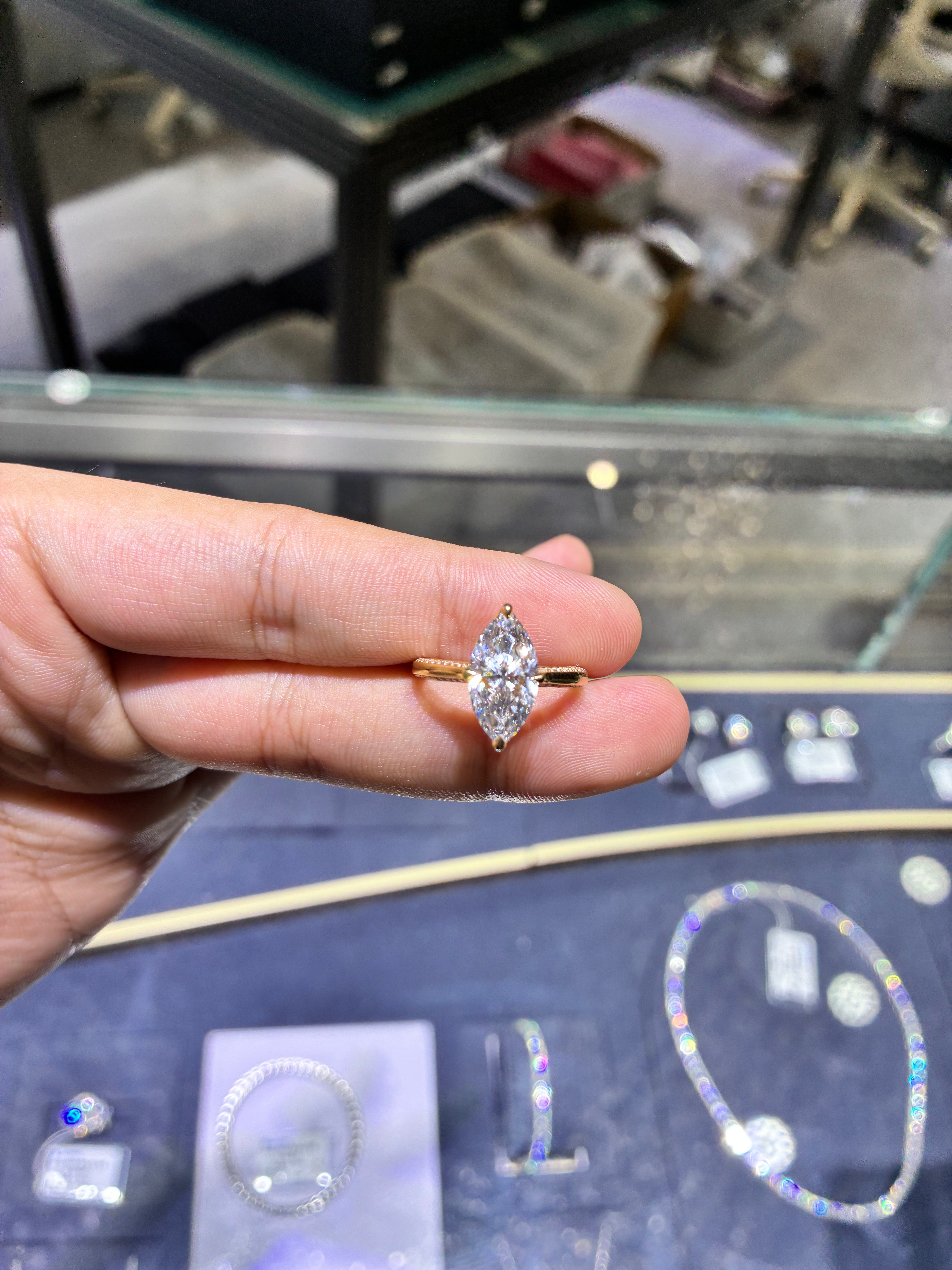 For Crystaltheresaaa 18k yellow gold ring with 2.600ct/1p diamond