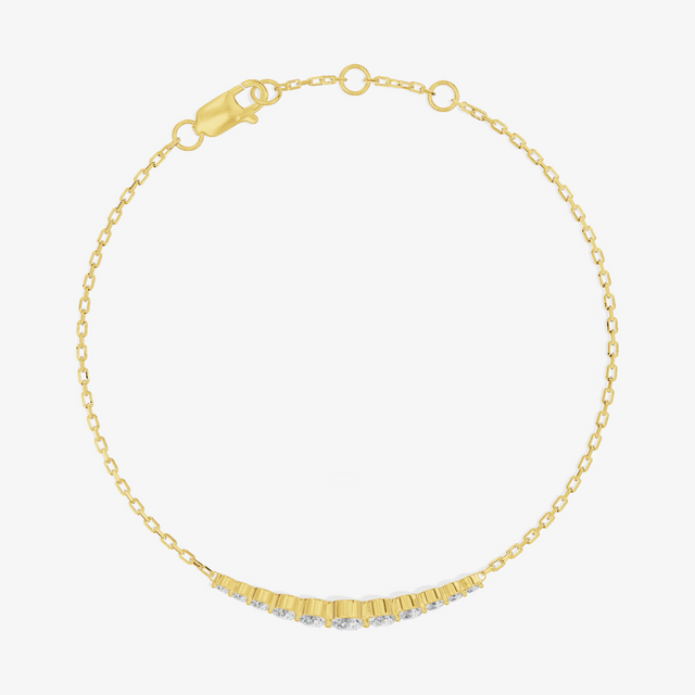 Round Bracelet (1/10 ct. tw.) in 18K Yellow Gold