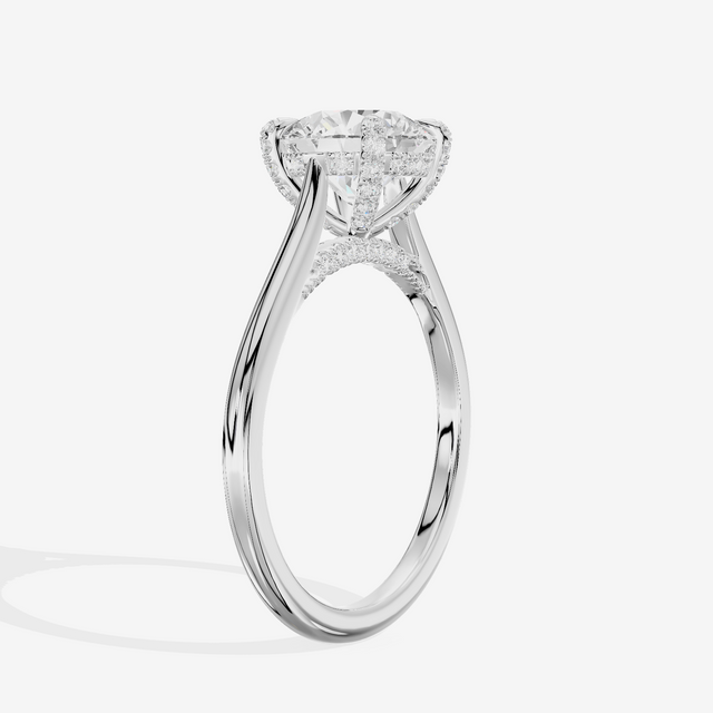 Grand Vowsae Round Engagement Ring with Side Stones (1/5 ct. tw.) in 18K White Gold