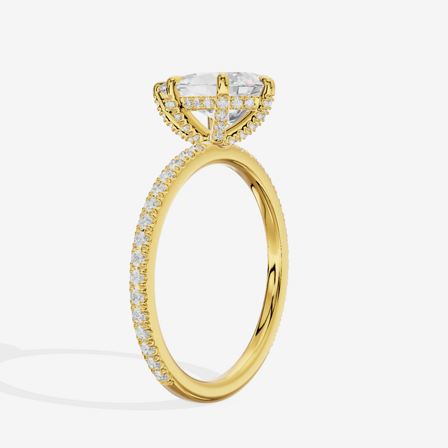 Lustrous Sincere Pear Engagement Ring with Side Stones (1/3 ct. tw.) in 18K Yellow Gold
