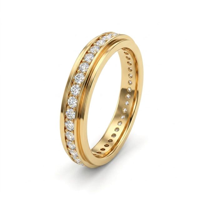 Low Profile Pavé Round Wedding Band (1/3 ct. tw.) in 18K Yellow Gold