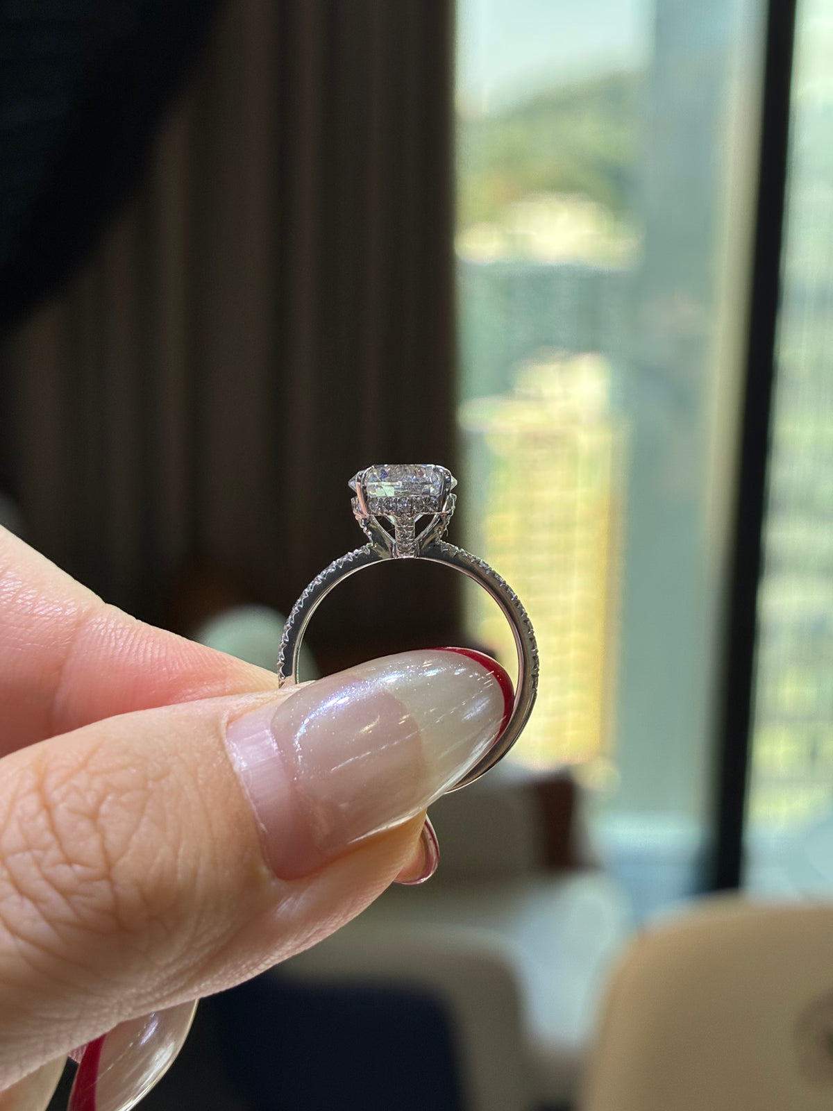 For Mia 2.03ct+0.317ct Round Solitaire Lab Diamond Ring,E/VS1