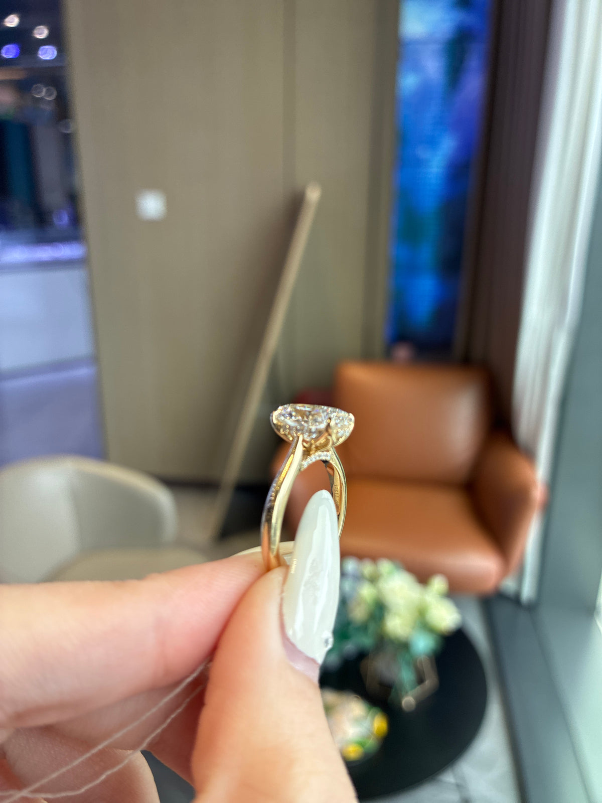 For Hannah 14K solid yellow gold,3.03ct E/VVS2, with 0.113ct hidden halo