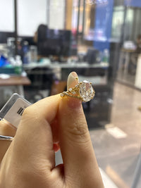 For JameGatehouse Oval 18k yellow gold E/VVS2 main stone 3.29ct sidestone 0.518ct