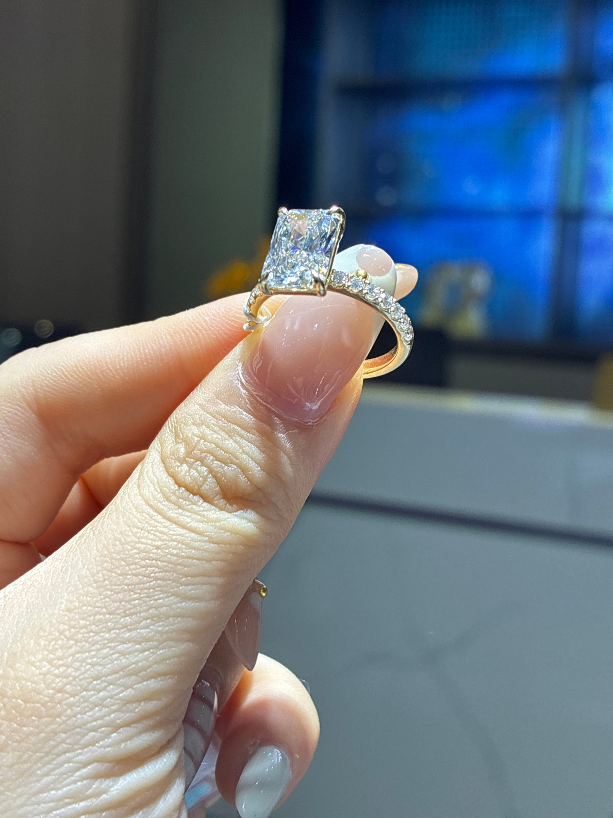 For SC 14k yellow gold radiant cut pave E/vs1 3.1ct side stone 0.388
