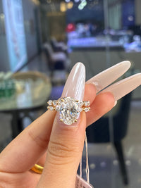 Deposit for P a, platinum, 3.5ct center stone wedding ring+0.6ct marquise and round band