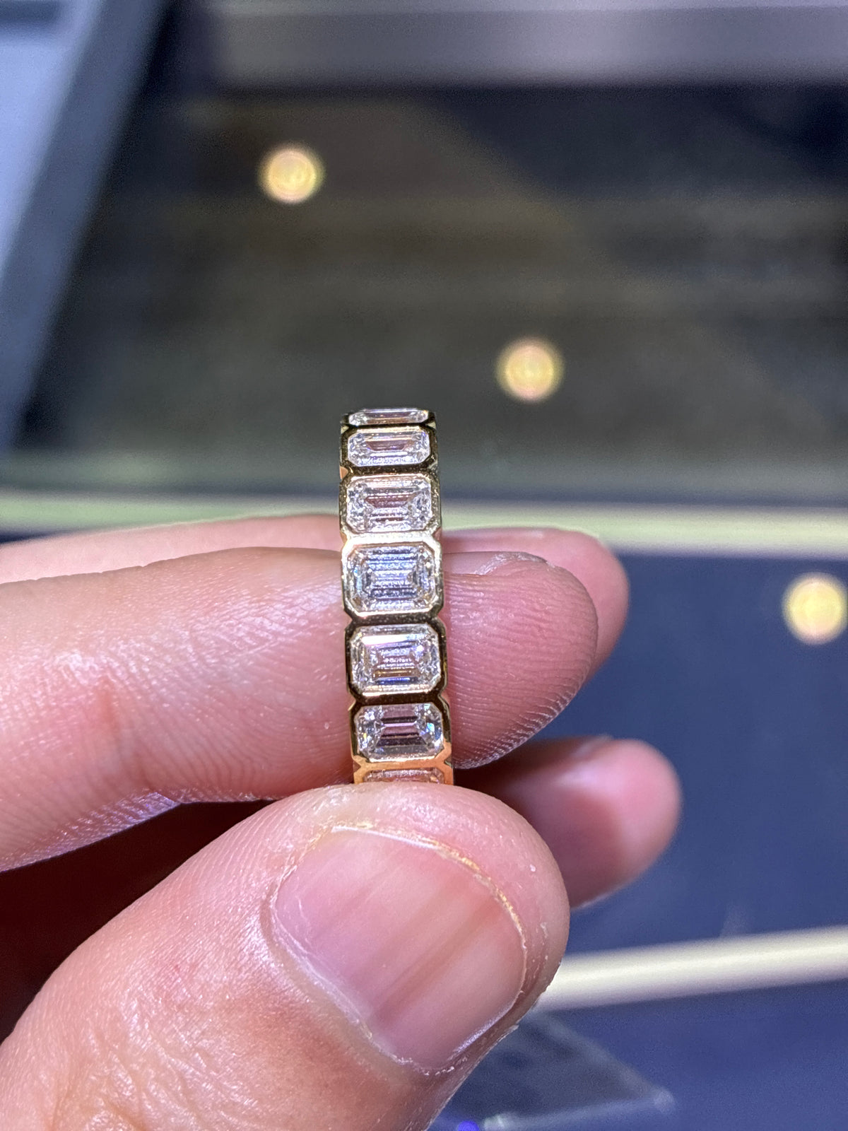 For Betty, 5.294ct Bezel Emerald Band,DE/VS-VVS