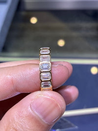 For Betty, 5.294ct Bezel Emerald Band,DE/VS-VVS