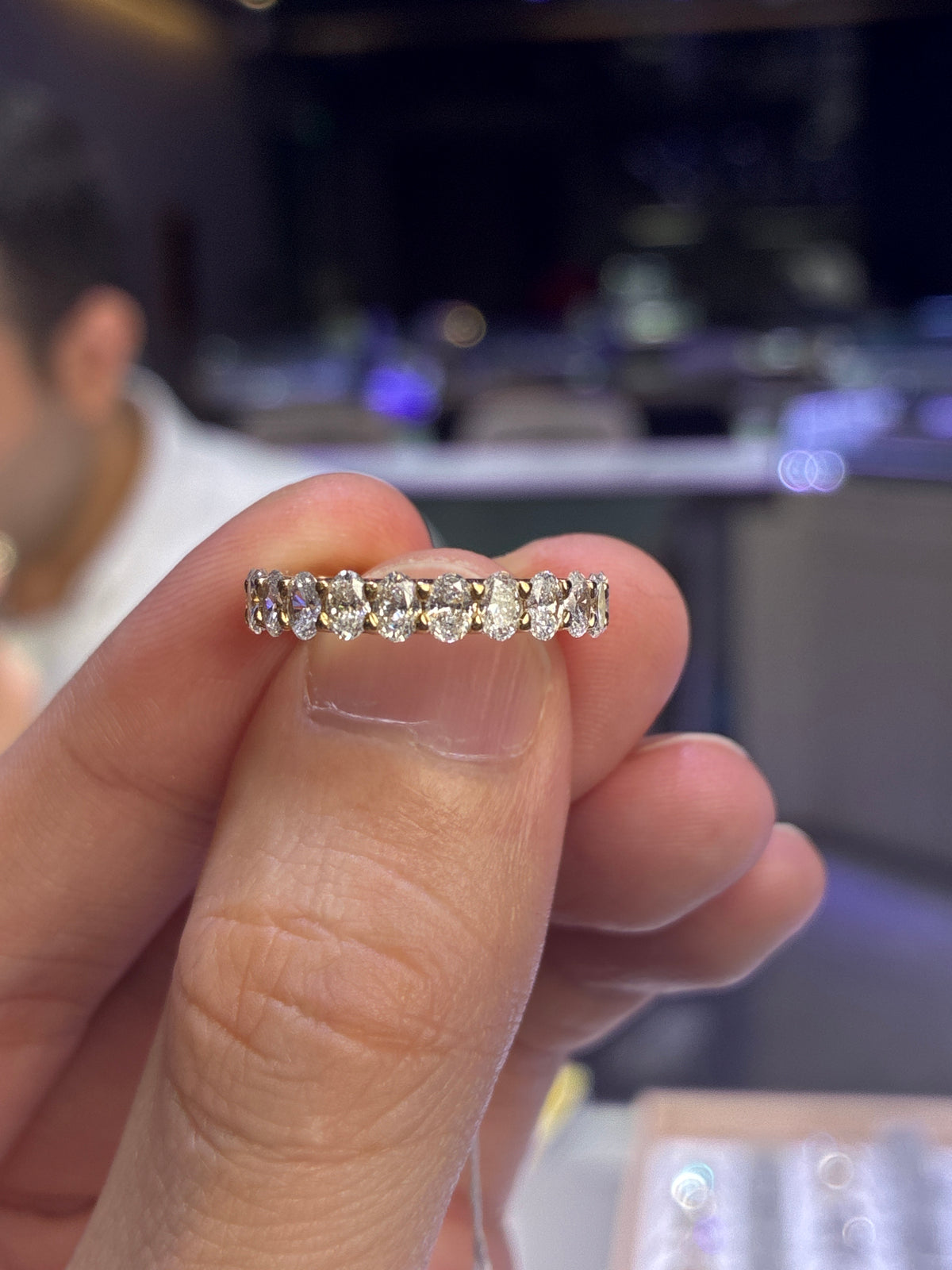For Roberta Gonzalez//Oval Cut 3/4 Eternity Band Ring//14K Solid yellow gold// 17 Oval cut diamonds for total 1.830ct(10 points per)//D-E/VS-VVS US Size 6