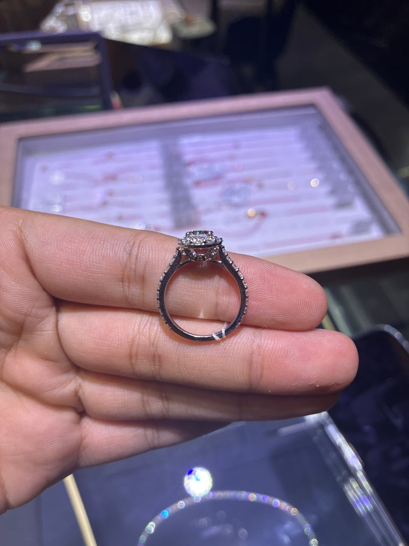 For Teegurl Bee platinum ring with 1.47ct D VVS2 main diamond