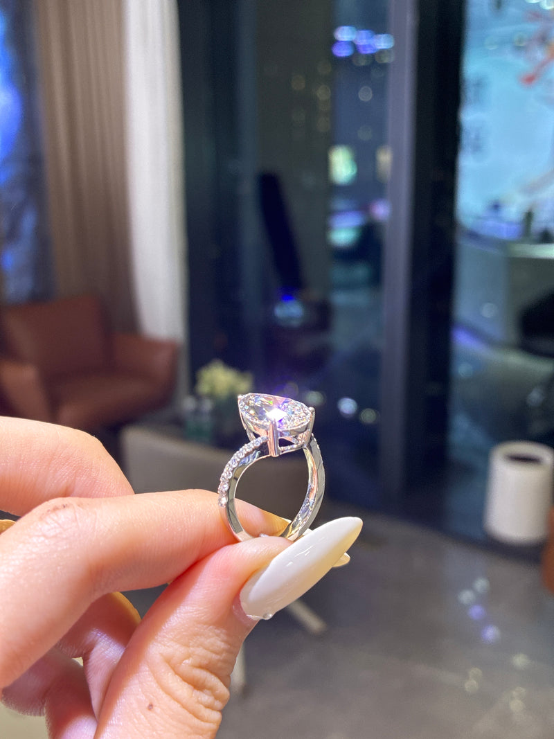 Deposit for Amy 14k solid yellow gold 2.5carat pear E/VVS2, V shape ring, with 0.292ct sidestones(customization)
