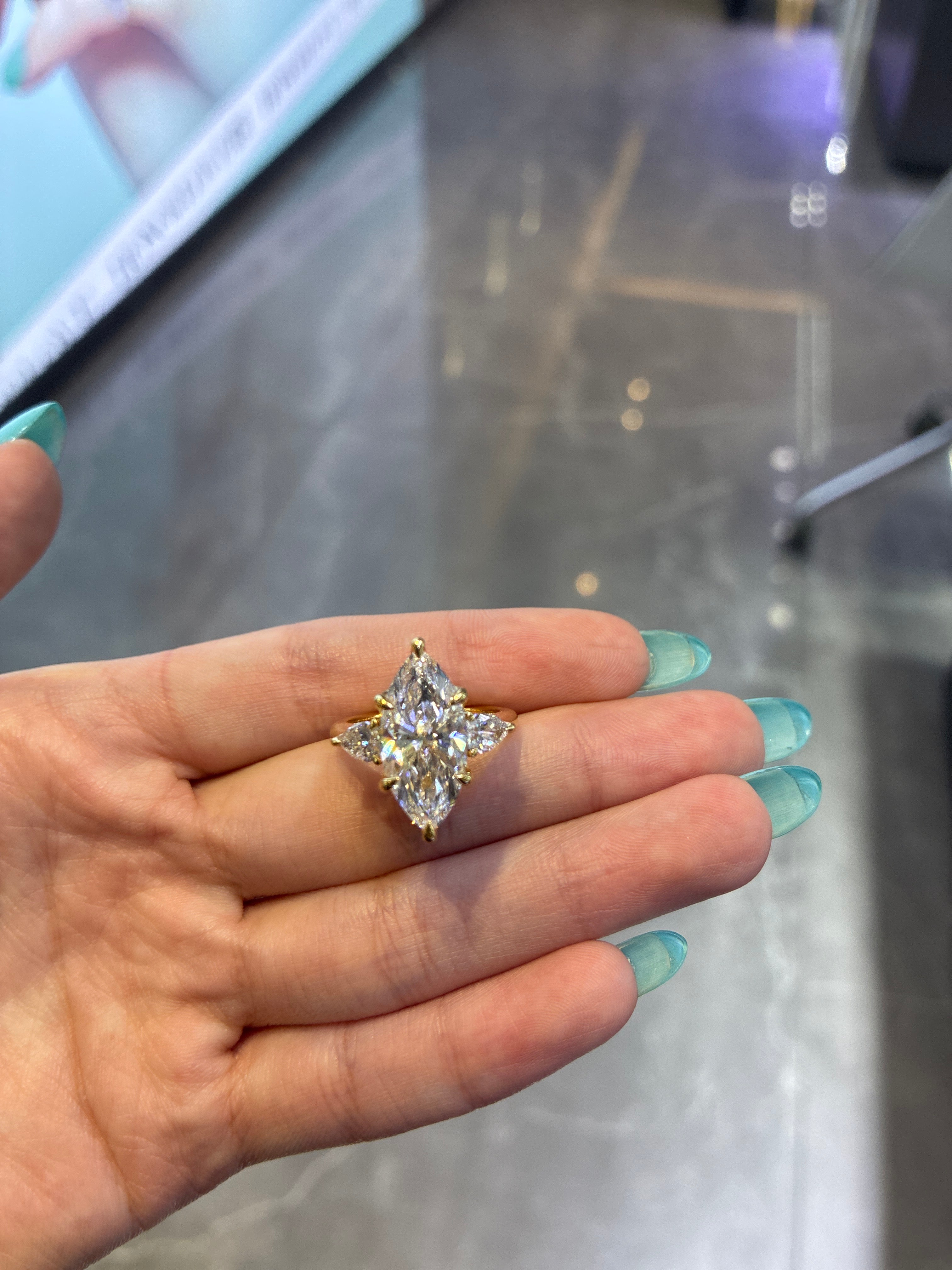 Deposit For Gattara 18K yellow gold 5.01ct Marquise cut E VS1 with 0.817 side stones ring