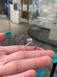 For Mariebelle 1️⃣14K solid white gold 3.05ct E/VVS2 with 0.514ct bubble band. 2️⃣ 14K solid white gold half eternity bubble band 0.572ct D-E/VS-VVS（Ready stocks）