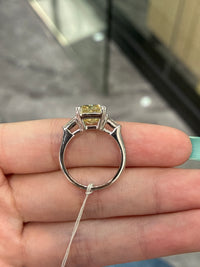 Deposit For Chrissy 14K 5.09carat Fancy VV yellow VS1 with 0.493ct side stones
