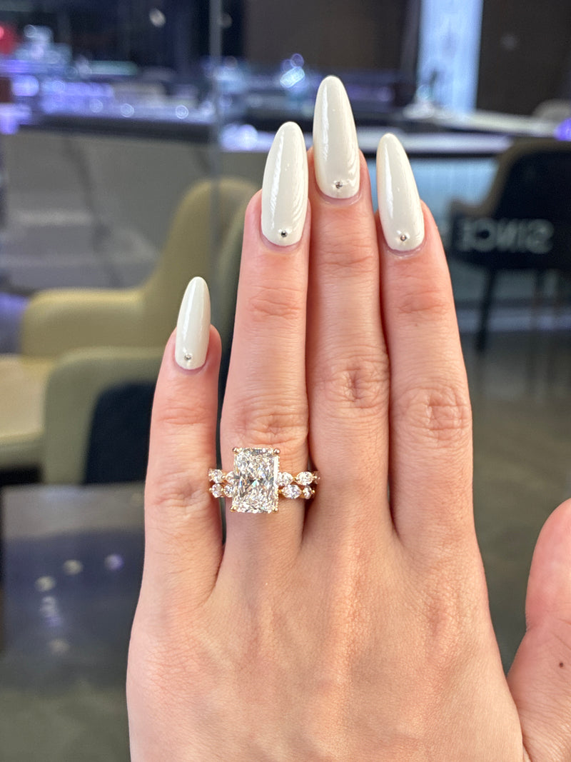 Deposit for Famita T 14K solid white gold 3ct radiant E/VVS2 with 0.50ct marquise&hidden halo➕14K solid white gold mixed cut wedding band(custom piece)