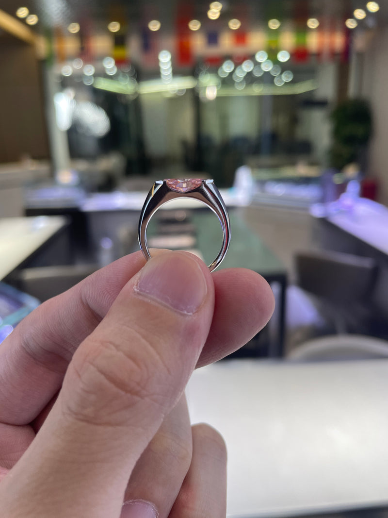 Retainer for Beans Low East West Setting Pinky Ring 14K solid white gold FVP(Fancy Vivid Pink)/VS1 2EX cutting IGI#799624481 US Size 8