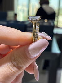 The Remain Balance For Jazzy 14k radiant cut 3ct E/VS1  18k band 0.576 ct
