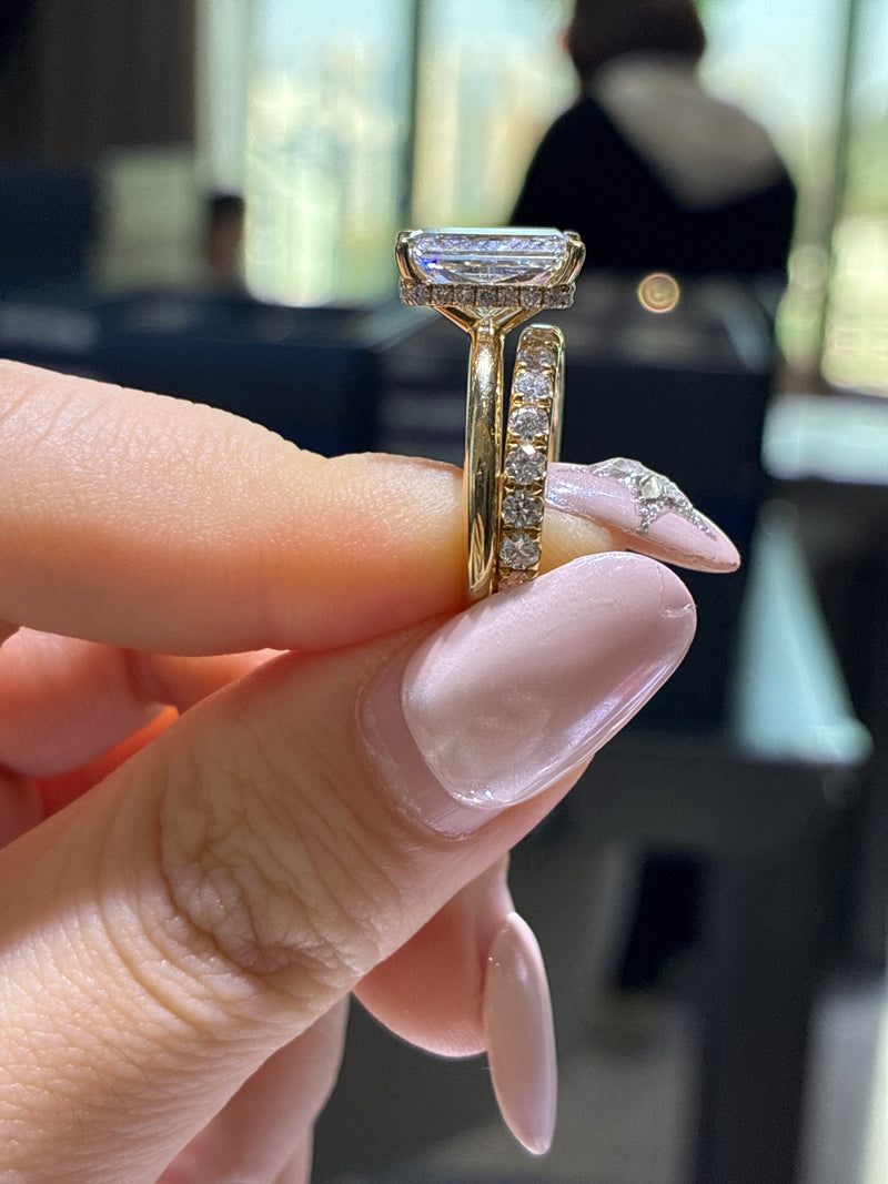 The Remain Balance For Jazzy 14k radiant cut 3ct E/VS1  18k band 0.576 ct