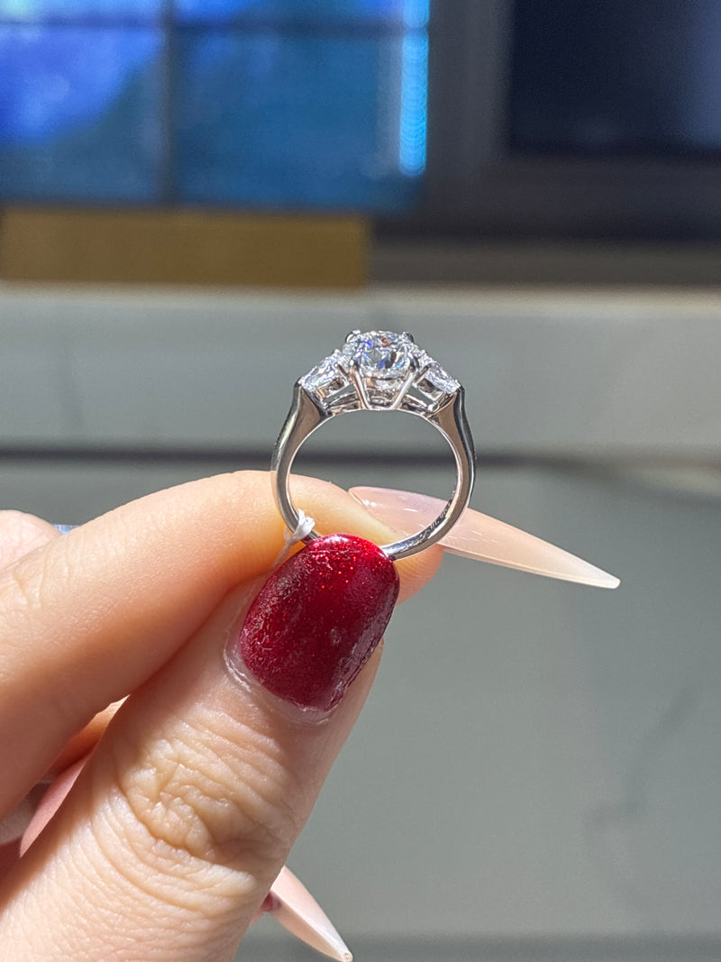 For Kari platinum Three stone ring total 1.32ct customize