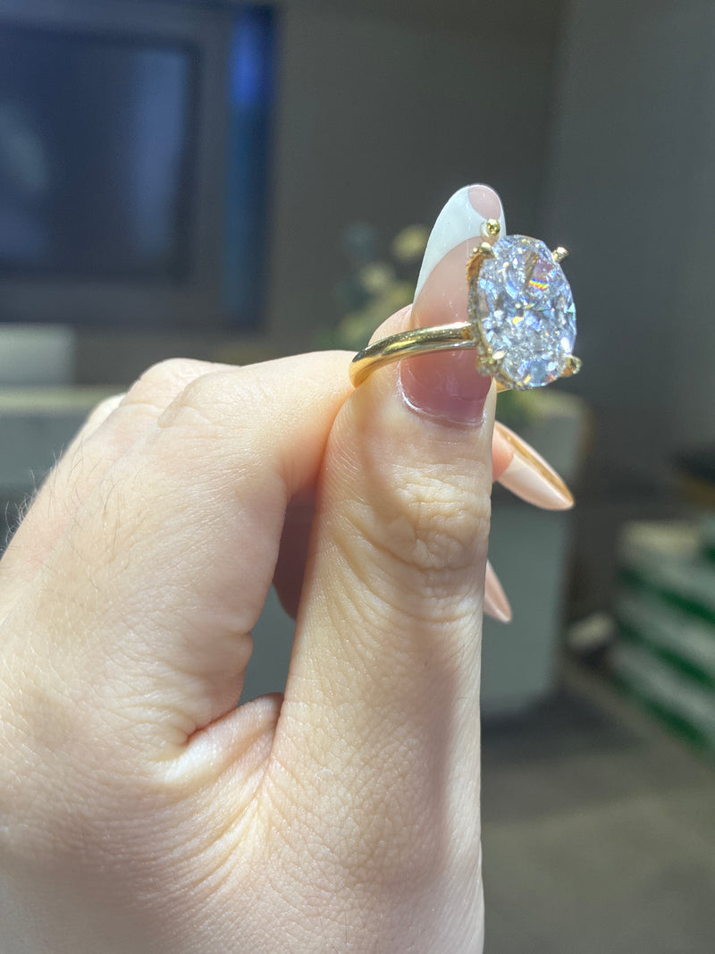 For josseline 14k yellow gold oval cut gold E/vs1