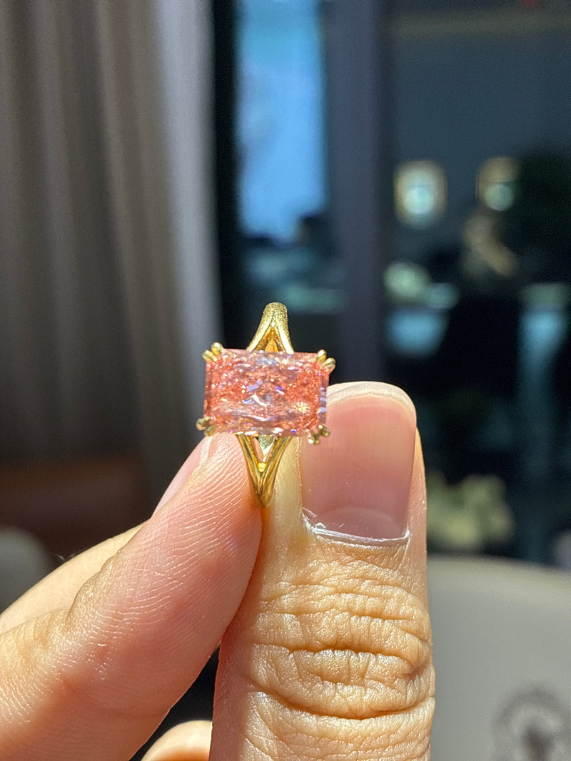 For Samsara 3ct Radiant Pink in 18k gold