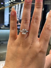 For Emeraldqueen, Deposit for Emerald Three Stone Engagement Ring, 3ct Emerald mainstone with 0.467ct side stones, E/VVS2, in Platinum 950