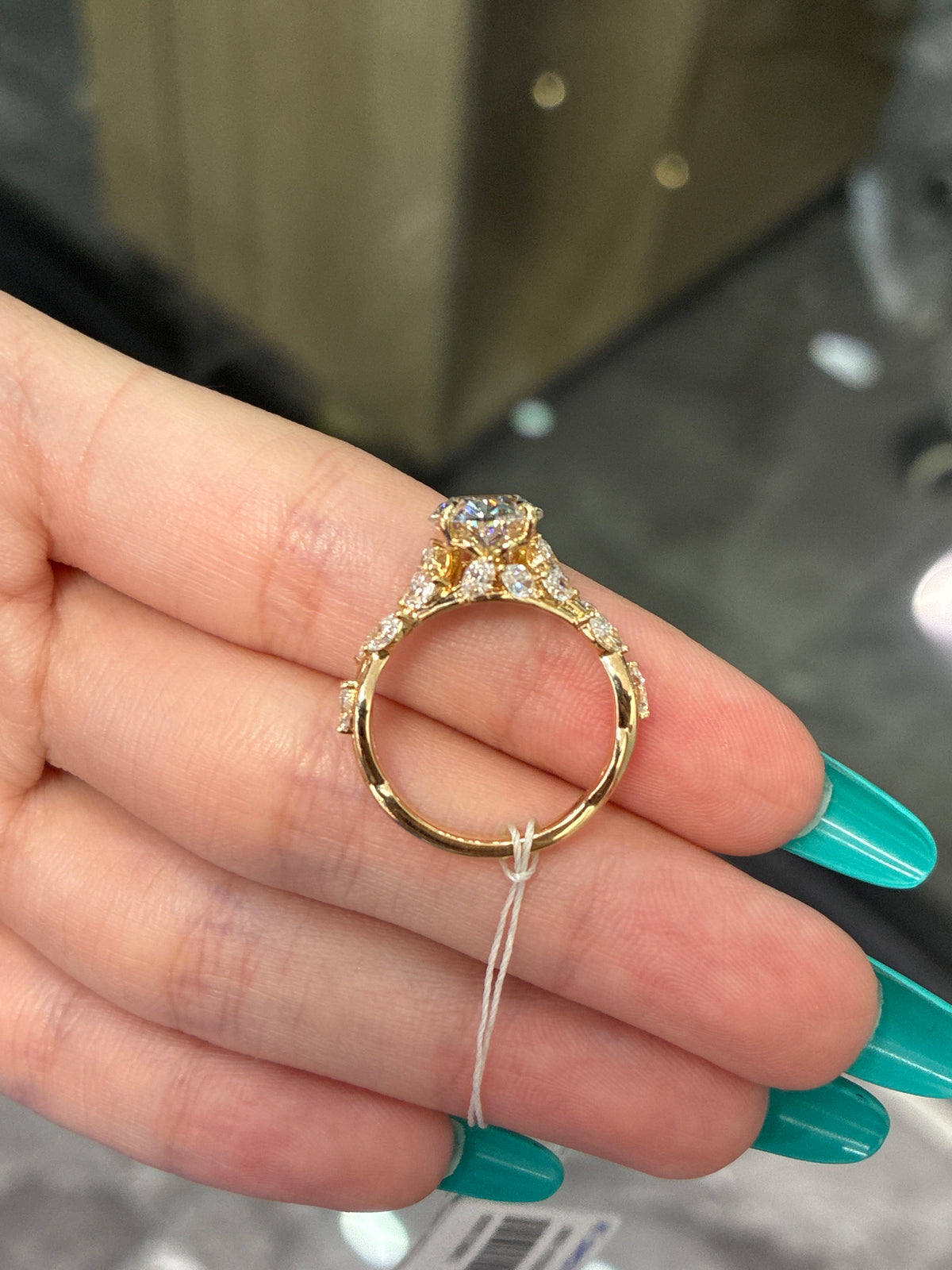 Deposit For Rachel Marie 14k solid white gold 3carat oval Brilliant cut D VVS2 with 0.945ct side stones(custom)