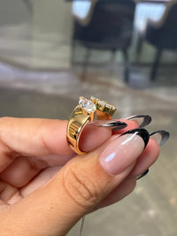 Deposit for TLo 14k yellow gold in 1ct marquise and 1ct small diamonds