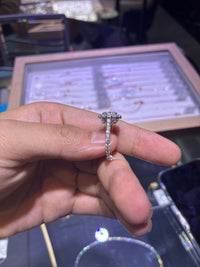 For Teegurl Bee platinum ring with 1.47ct D VVS2 main diamond