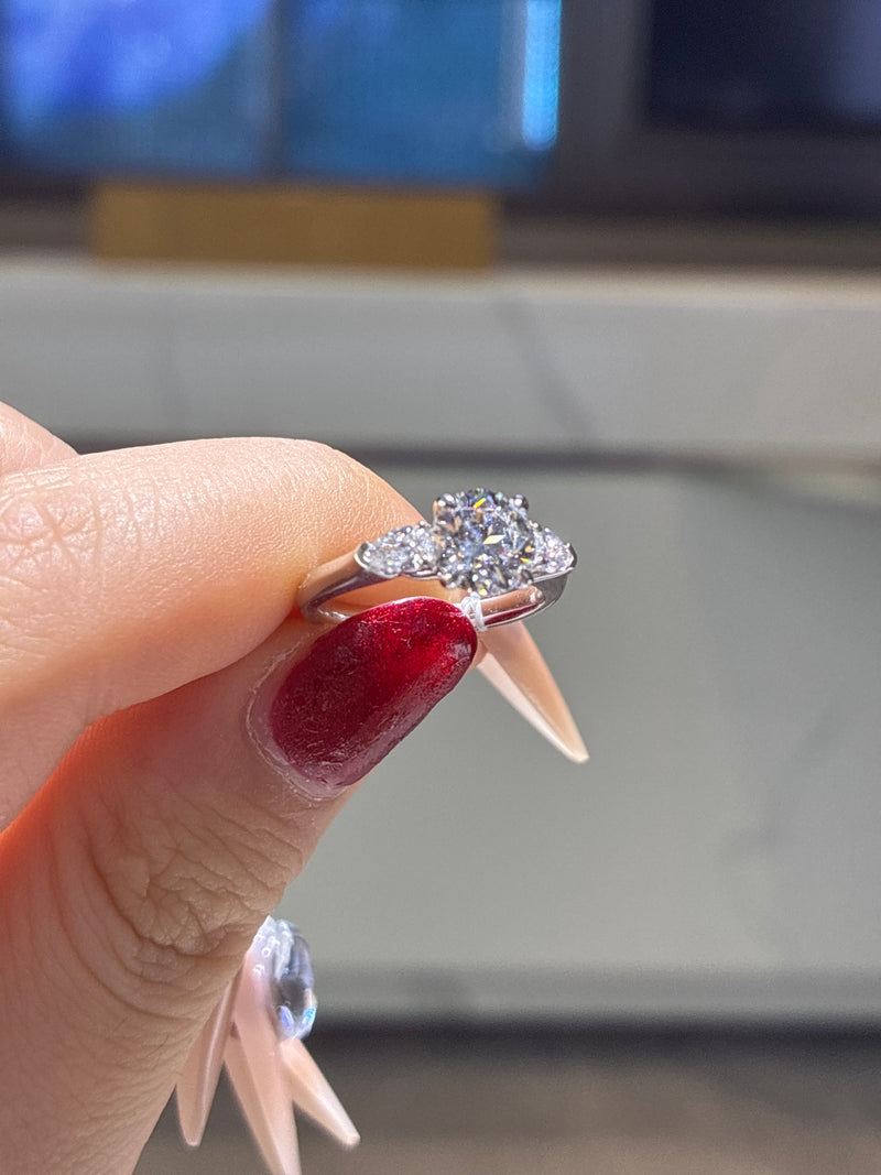 For Kari platinum Three stone ring total 1.32ct customize