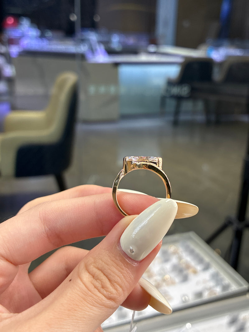 For Yoshi 14k solid yellow gold 1.5carat E/VVS2 with 0.072ct sidestones