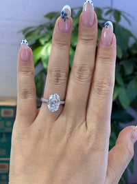 For Mika_co, deposite for 3ct Elongated cushion, E/VVS2, with 1ct gradient color sidestones (194pcs) , total 4ct in 18k solid yellow gold