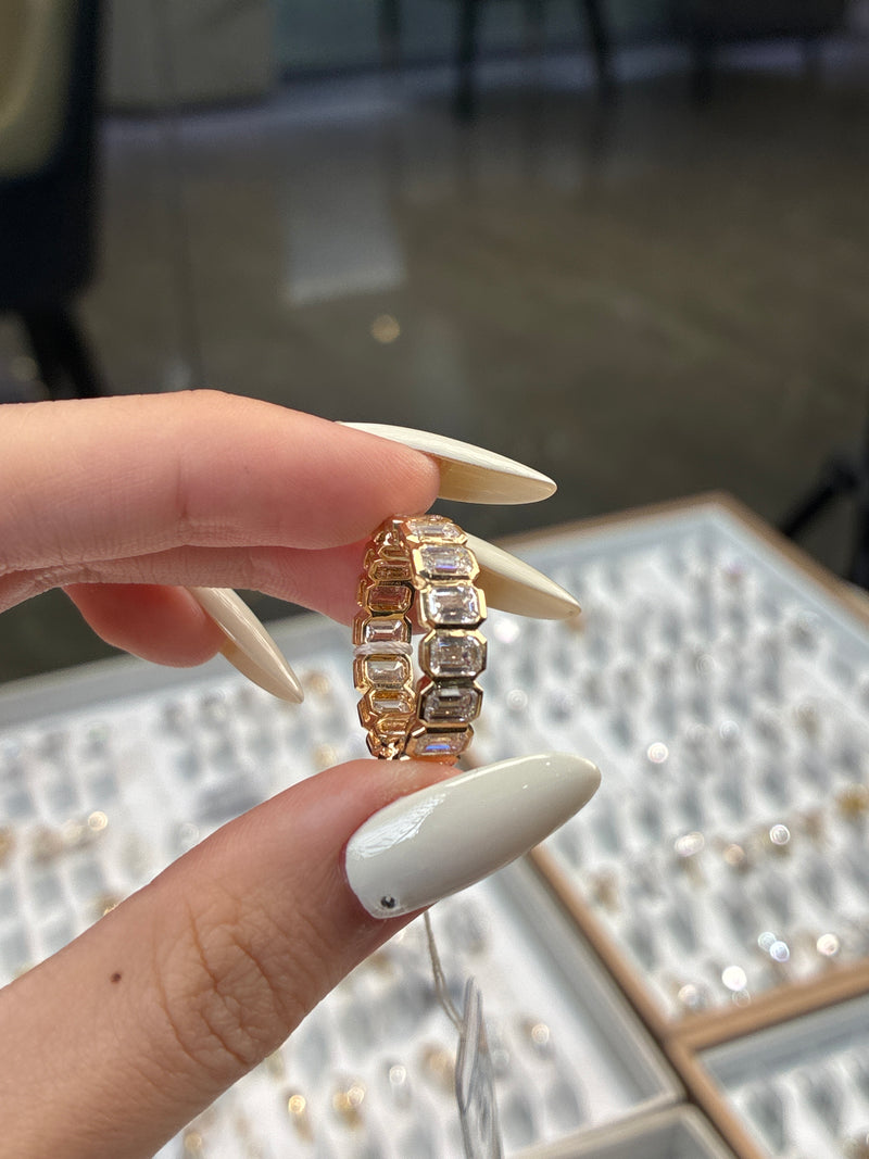 For blondetornado1 14K solid yellow gold 4.912ct Emerald full eternity band,DE/VS VVS