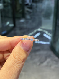 For Gabriela, Ready to Ship bridal set: 1️⃣3.09 carats radiant E/VVS2 Engagement Ring in 14k white gold with 0.464 carats sidestones 2️⃣ half eternity matching marquise band, total 0.593ct in 14k white gold