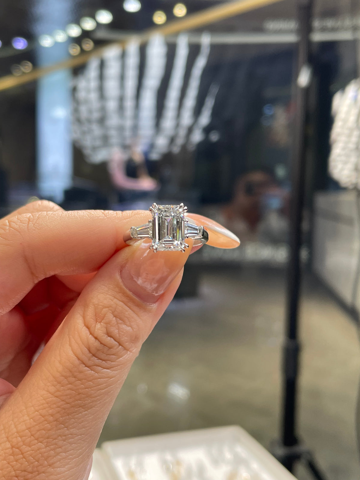 For Emeraldqueen, Deposit for Emerald Three Stone Engagement Ring, 3ct Emerald mainstone with 0.467ct side stones, E/VVS2, in Platinum 950
