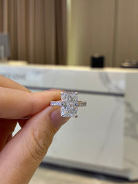 For Daisy, deposit for 4.5ct Radiant with 0.5ct sidestones, E/VVS2, 14k white gold