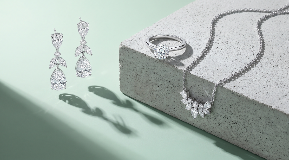 DIAMOND NECKLACES