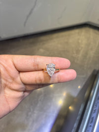 For Ari Z 18k yellow gold ring with 5ct E vvs2 main diamond
