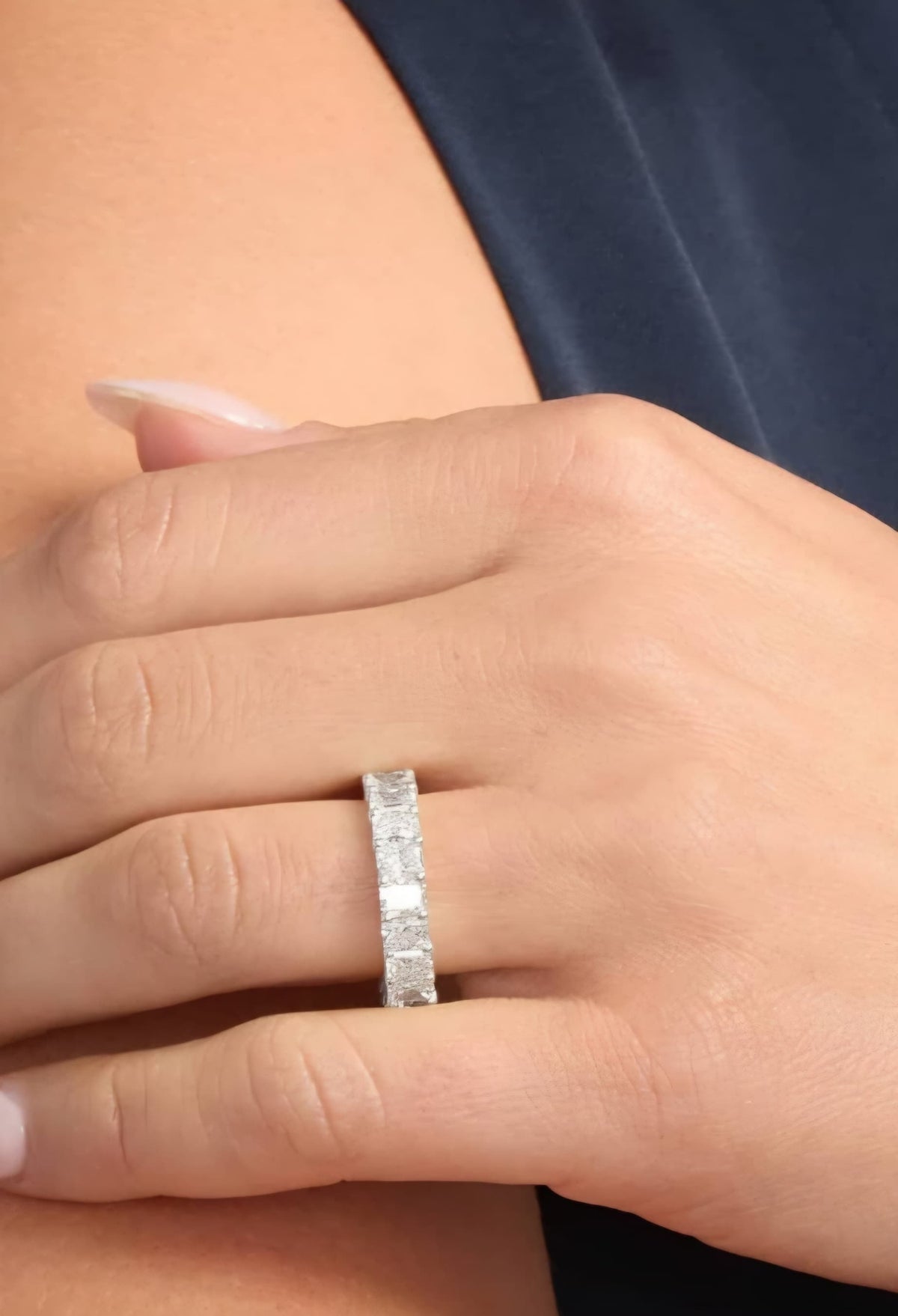 For Jay//Radiant Cut Full Eternity Diamond Band Ring//18K Solid white gold//20 Radiant Cut diamonds for total 4ct (20 points per)//D-E/VS-VVS//US Size 4.5