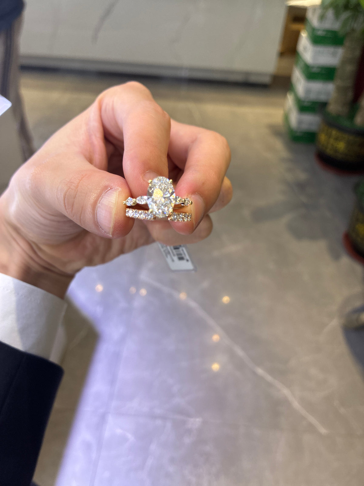 For pizzabagel 18K wedding set D/VVS2 2.56ct D-E/VS-VVS band ring both in size 6