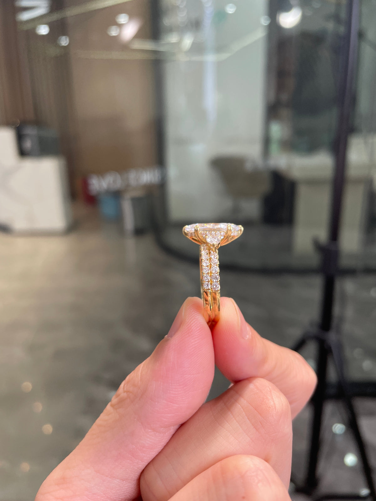 Retainer for Lynne’s Wedding Set (14K Solid yellow gold solitaire ring 3.03ct marquise shape center stone E/VVS2 32 side stones for total 0.499ct)+(14K solid yellow band ring 2 pear shape stones total 0.450ct 16 side stones for 0.307ct D-E/VS-VVS) USSize7