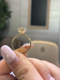 For sam 14k bezel emerald cut ring E/vs1  total 3.178